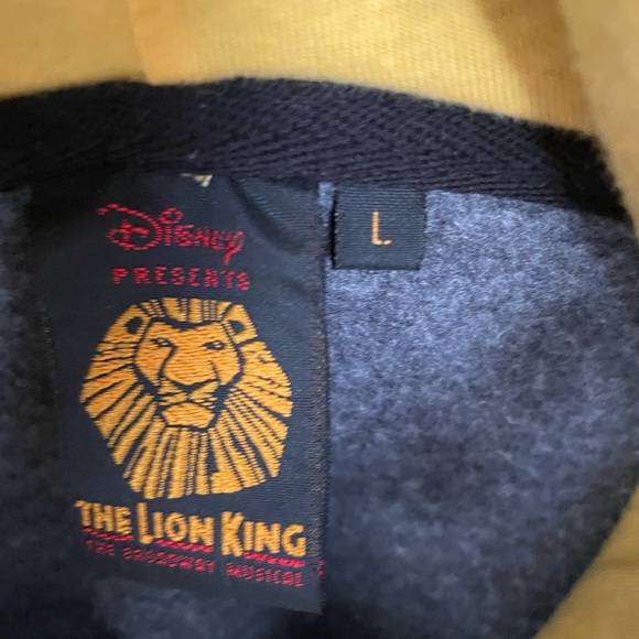 Disney The Lion King Black and Gold Label - Picture 4 of 4